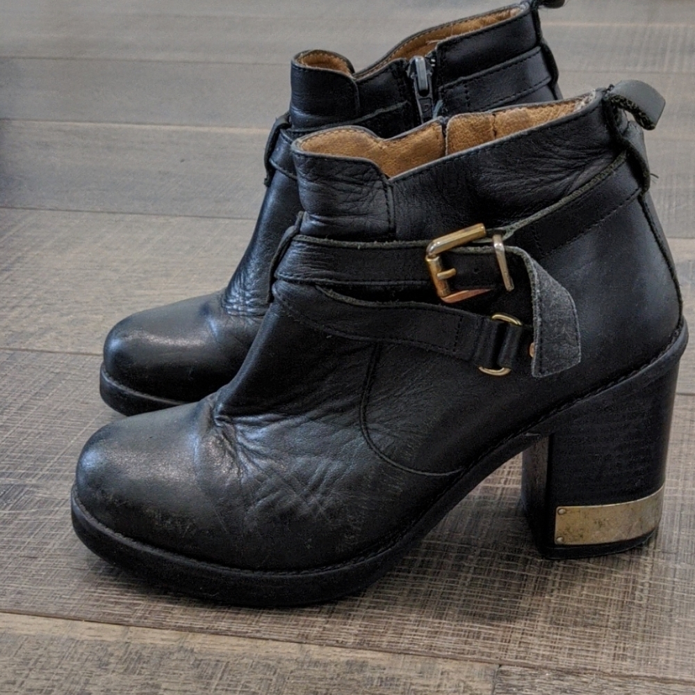 Topshop leather boots